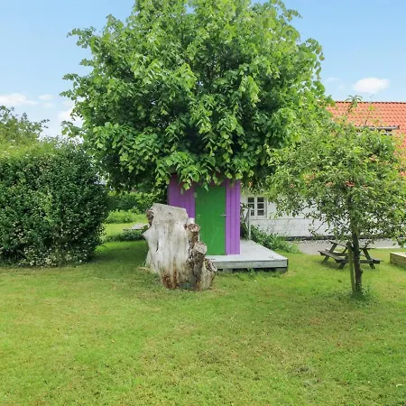 Vakantiehuis Janna - 2km From The Sea By Interhome